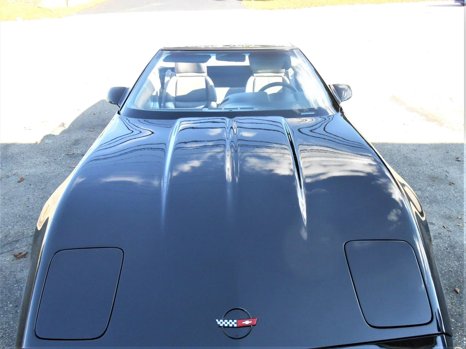1990 Chevrolet Corvette C4 - Image 2 of 21