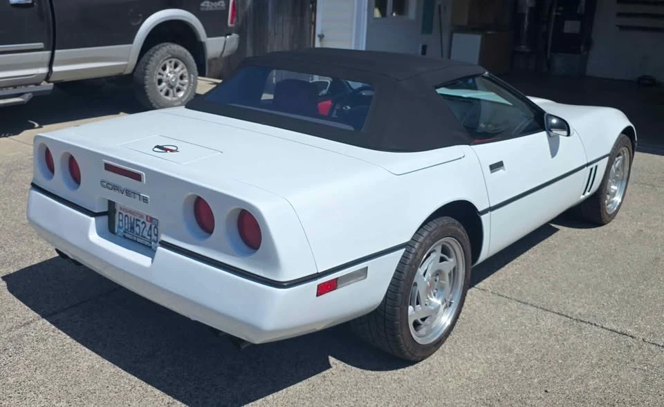 1990 Chevrolet Corvette C4 - Image 6 of 10