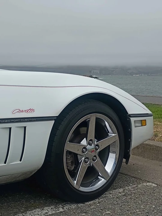 1990 Chevrolet Corvette C4 - Image 6 of 9