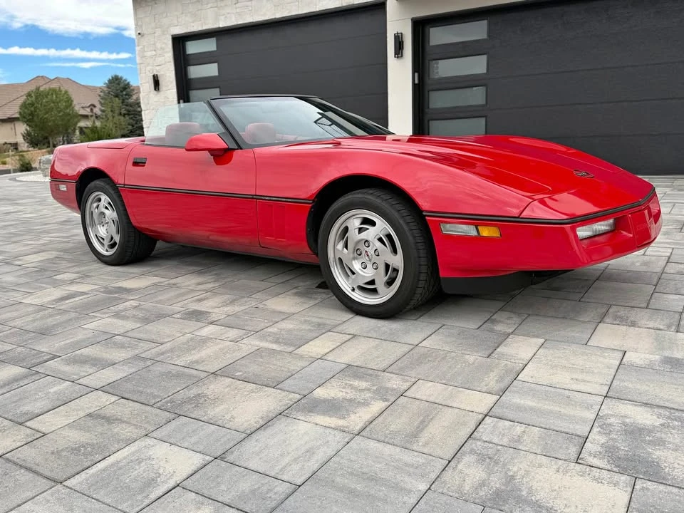 1990 Chevrolet Corvette C4 - Image 1 of 15