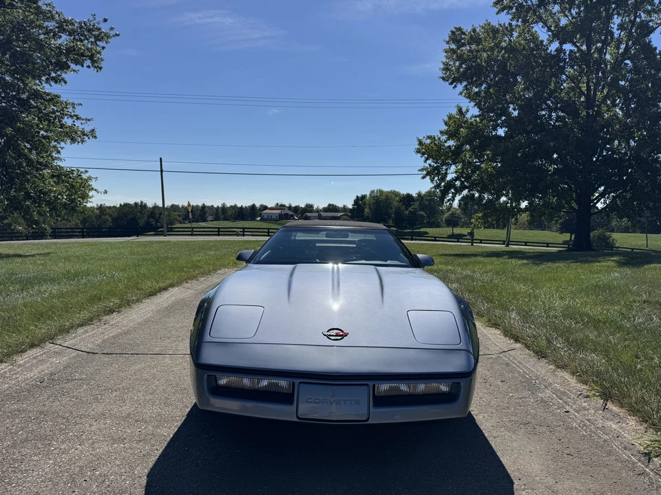 1990 Chevrolet Corvette C4 - Image 17 of 29