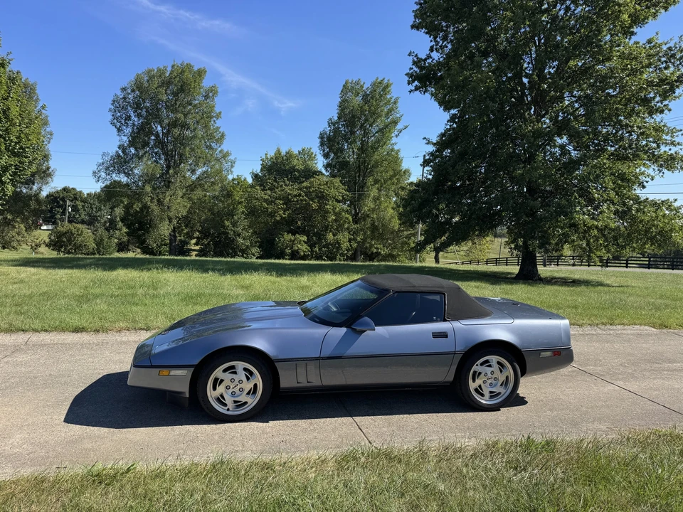 1990 Chevrolet Corvette C4 - Image 12 of 29