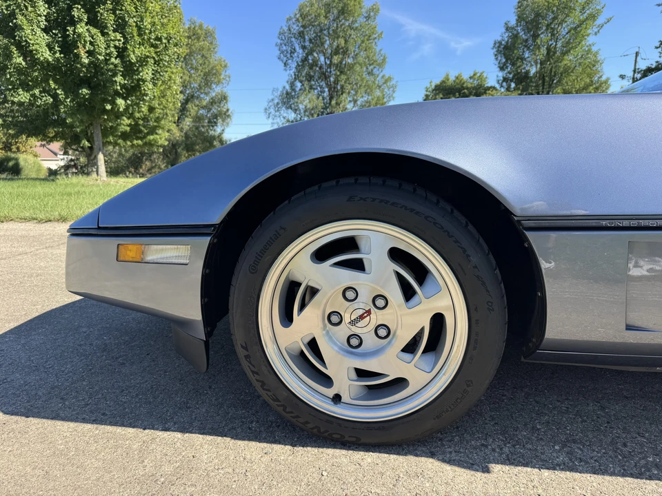 1990 Chevrolet Corvette C4 - Image 22 of 29