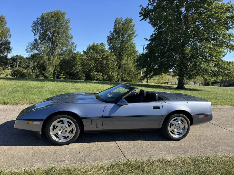 1990 Chevrolet Corvette C4 - Image 2 of 29