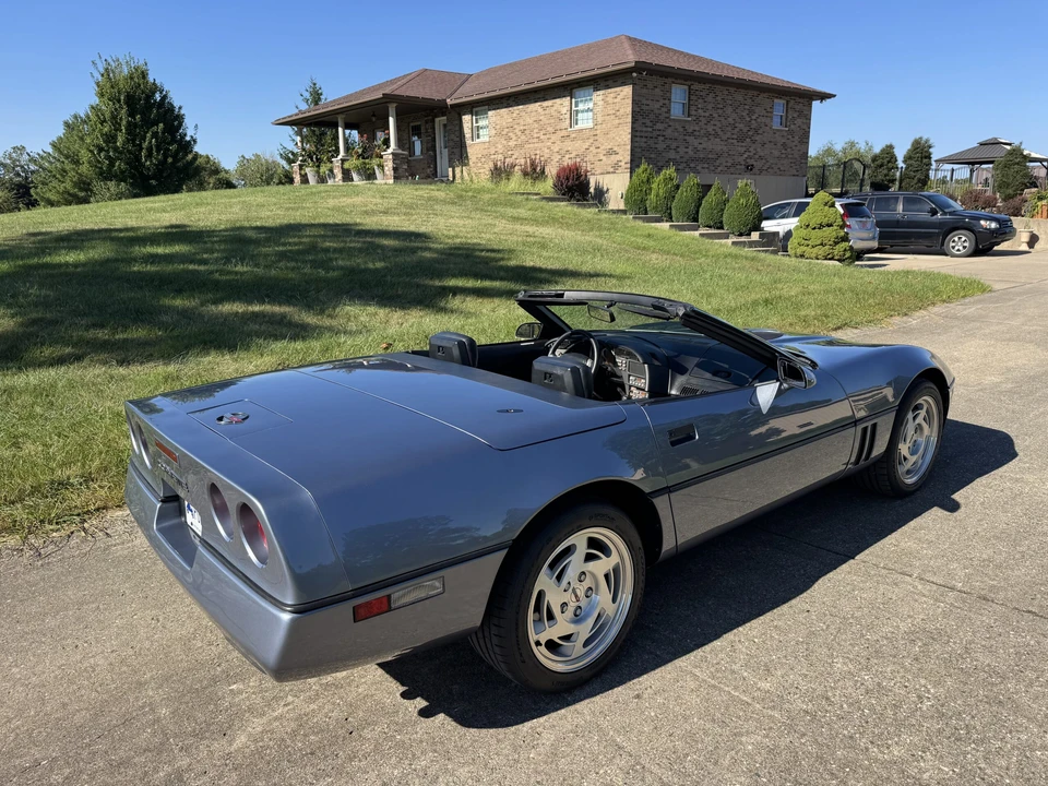 1990 Chevrolet Corvette C4 - Image 5 of 29