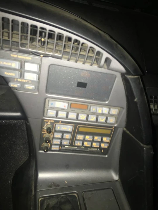 1990 Chevrolet Corvette C4 - Image 11 of 14