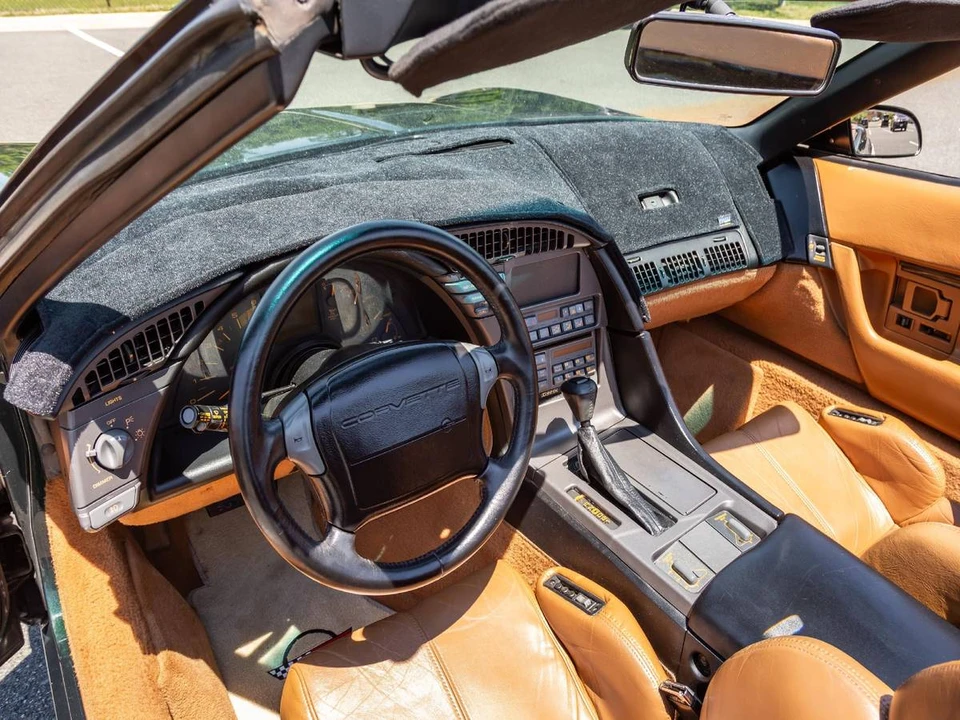 1990 Chevrolet Corvette C4 - Image 4 of 9