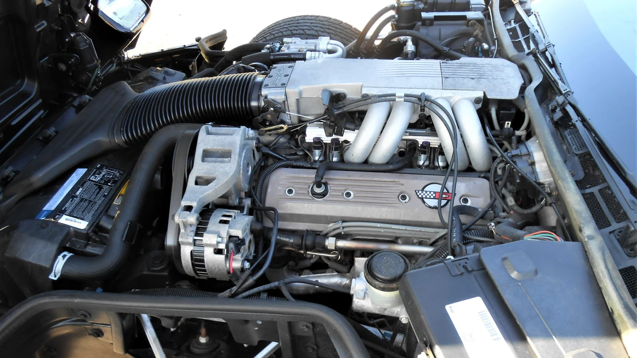 1990 Chevrolet Corvette C4 - Image 7 of 19