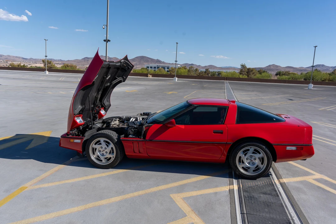 1990 Chevrolet Corvette C4 - Image 26 of 31