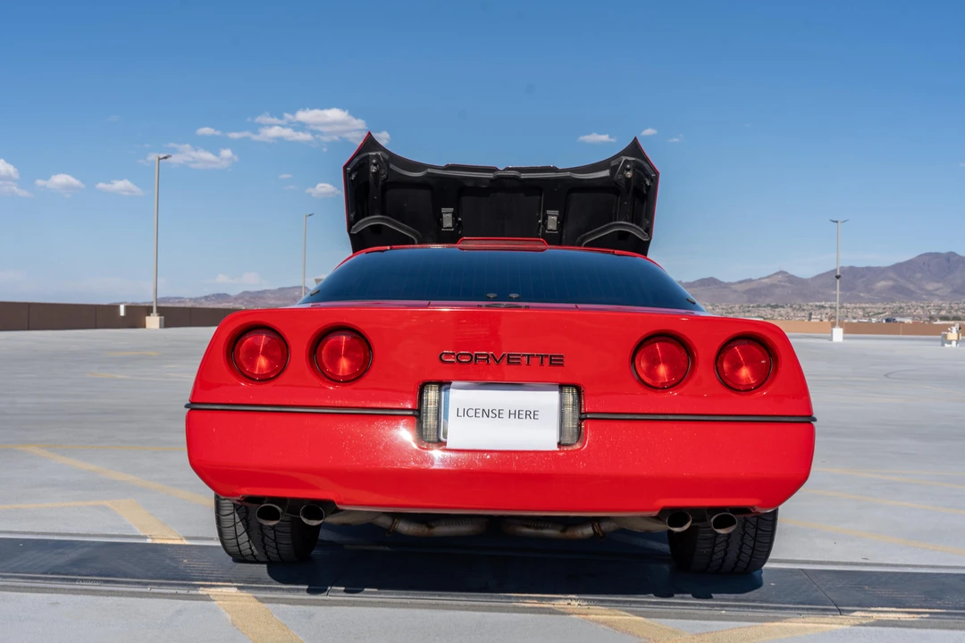 1990 Chevrolet Corvette C4 - Image 23 of 31