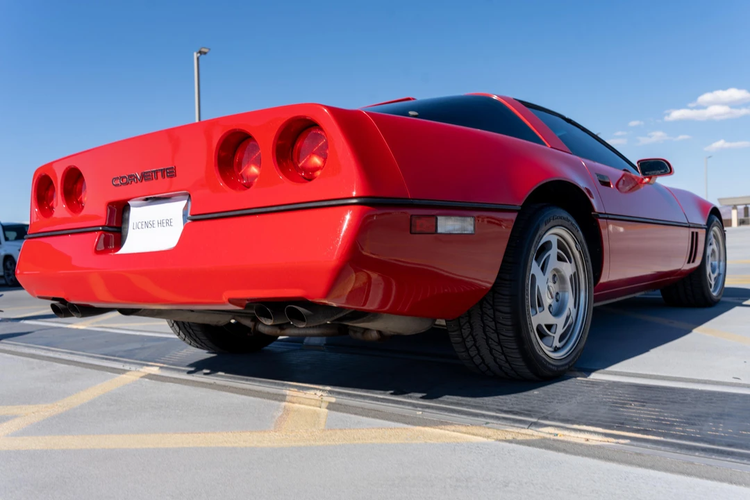 1990 Chevrolet Corvette C4 - Image 4 of 31