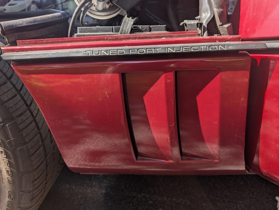 1990 Chevrolet Corvette C4 - Image 10 of 31