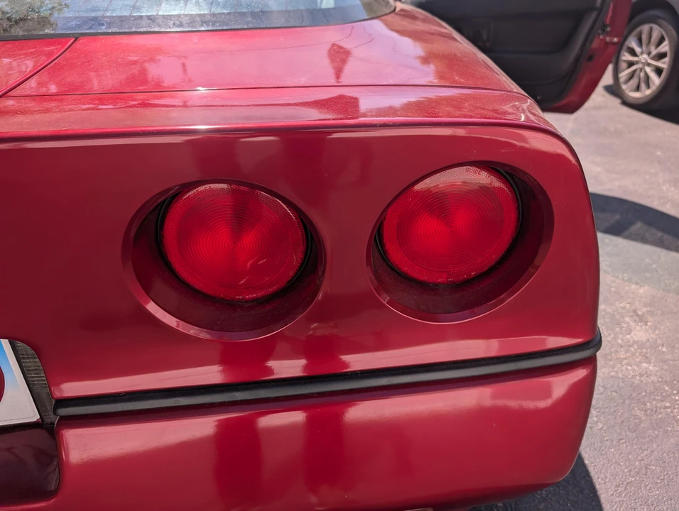 1990 Chevrolet Corvette C4 - Image 20 of 31