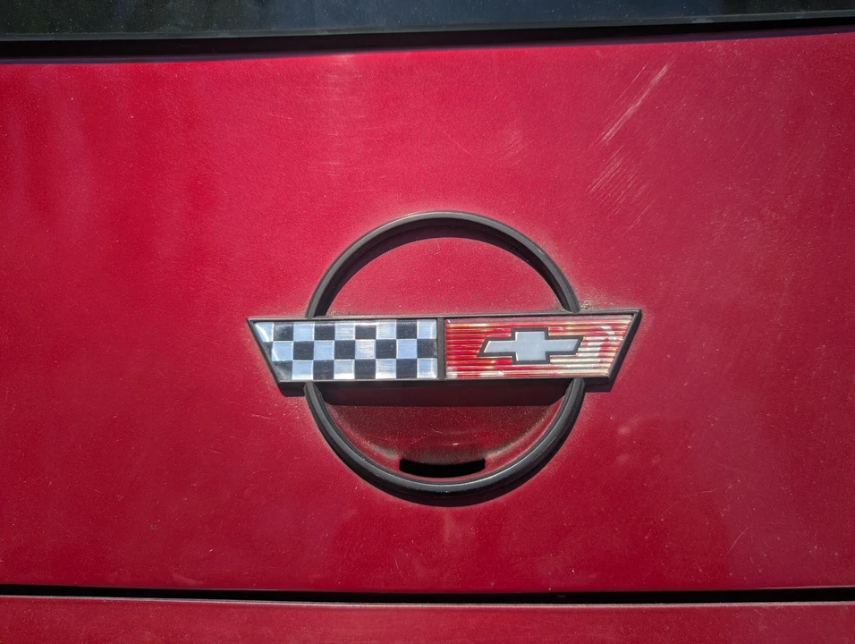 1990 Chevrolet Corvette C4 - Image 17 of 31