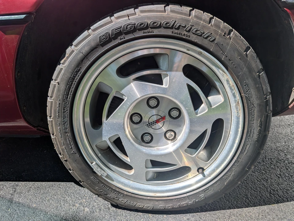 1990 Chevrolet Corvette C4 - Image 28 of 31