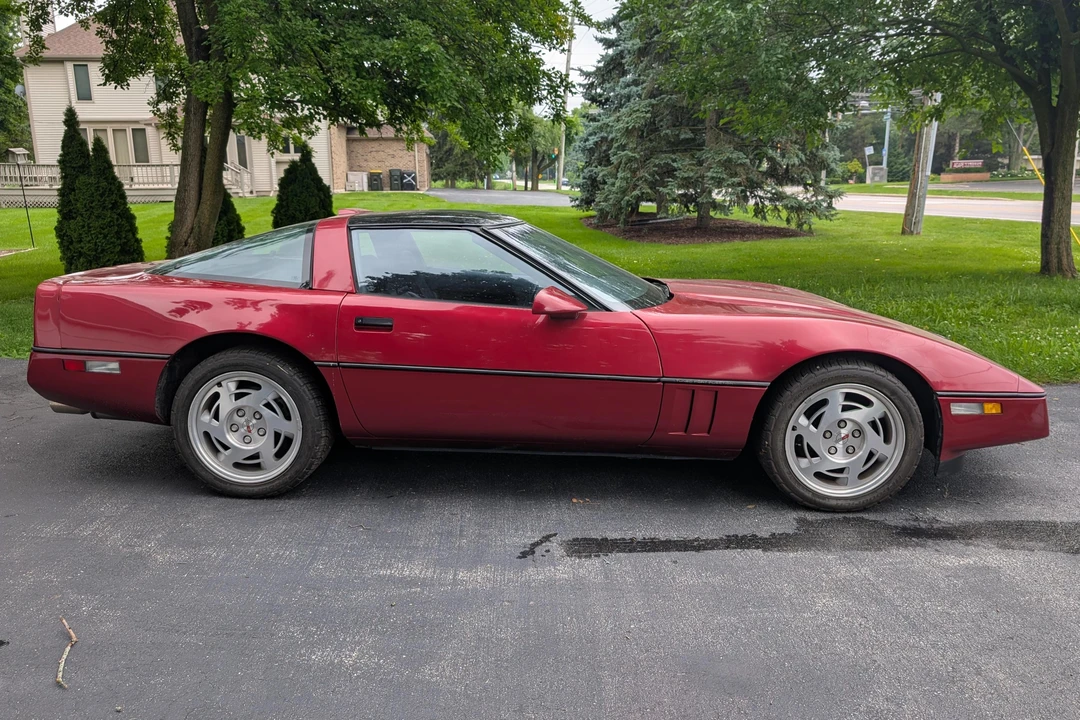 1990 Chevrolet Corvette C4 - Image 4 of 31