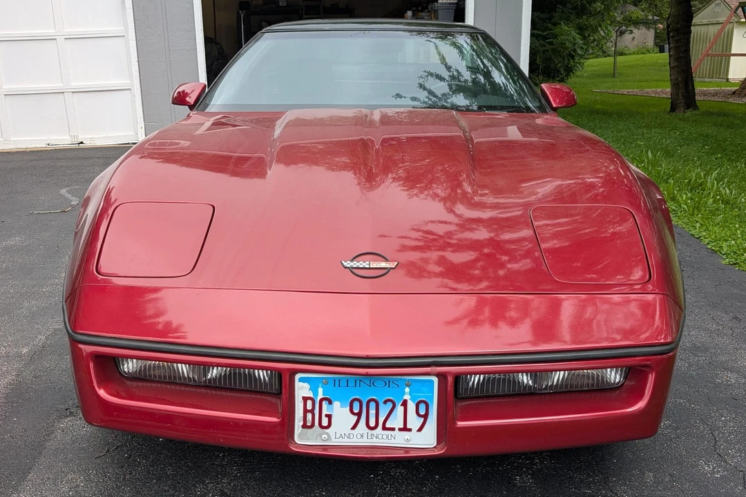 1990 Chevrolet Corvette C4 - Image 2 of 31