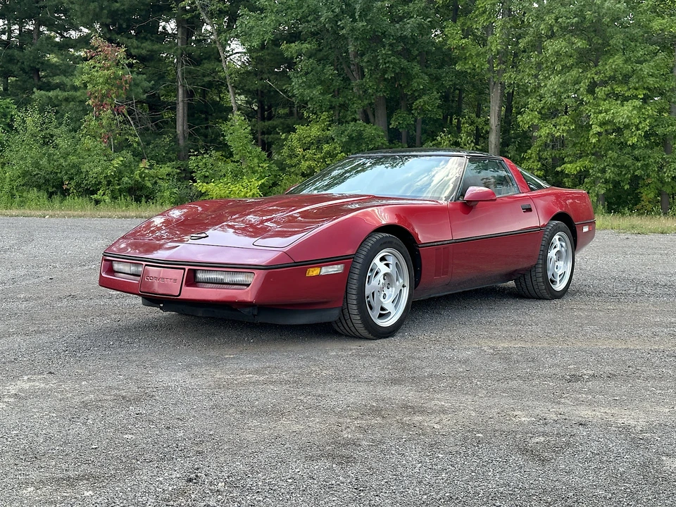 1990 Chevrolet Corvette C4 - Image 2 of 31