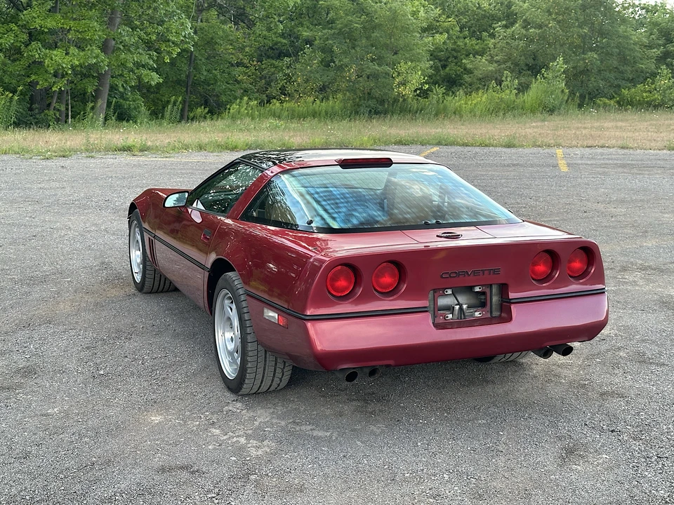 1990 Chevrolet Corvette C4 - Image 10 of 31