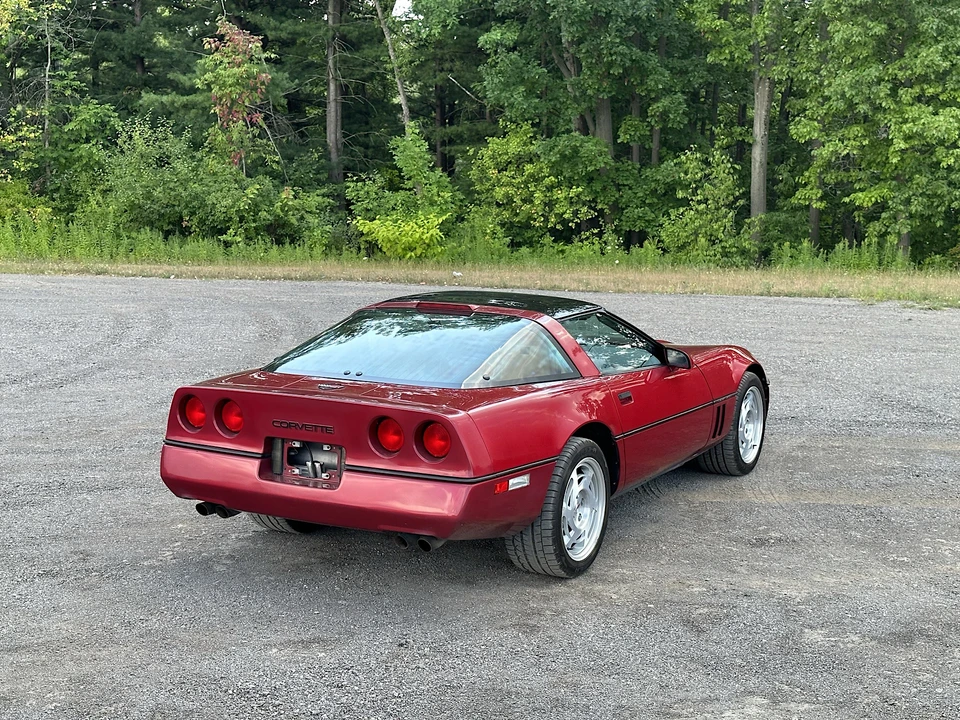 1990 Chevrolet Corvette C4 - Image 15 of 31