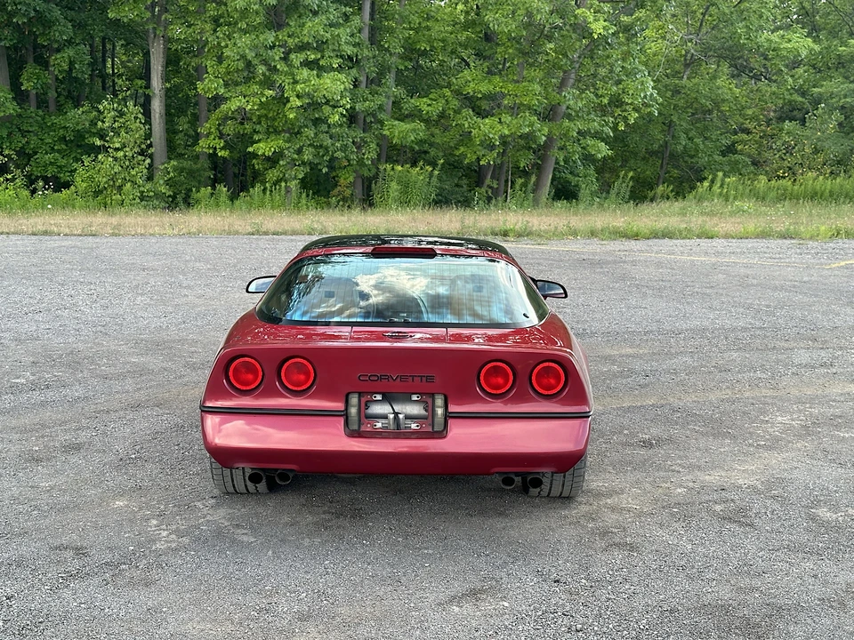 1990 Chevrolet Corvette C4 - Image 17 of 31