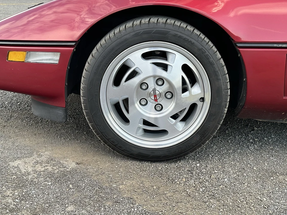 1990 Chevrolet Corvette C4 - Image 29 of 31