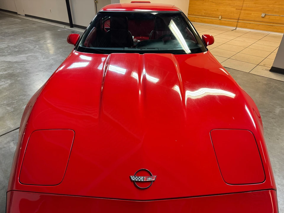 1990 Chevrolet Corvette C4 - Image 21 of 31