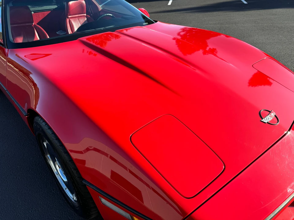 1990 Chevrolet Corvette C4 - Image 18 of 31