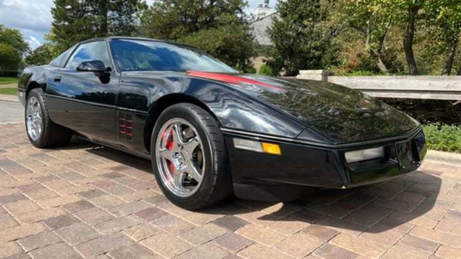 1990 Chevrolet Corvette C4 - Image 13 of 13