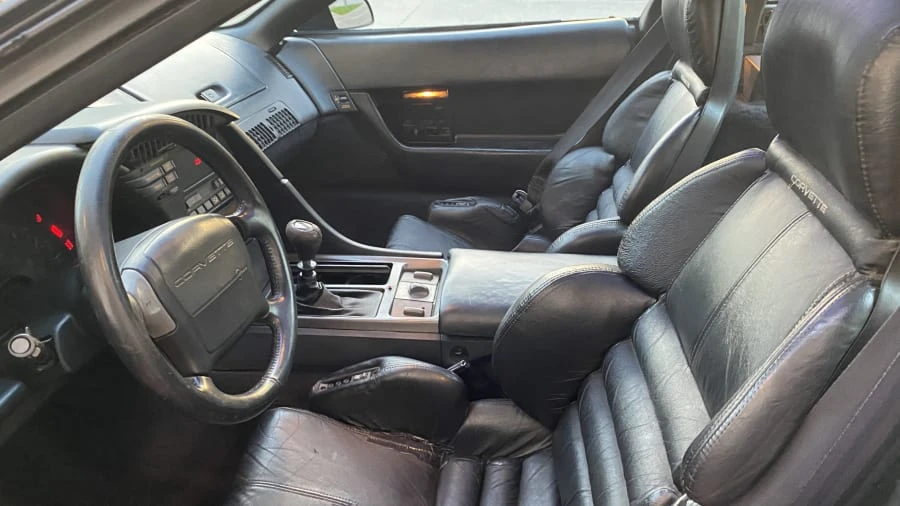1990 Chevrolet Corvette C4 - Image 5 of 14