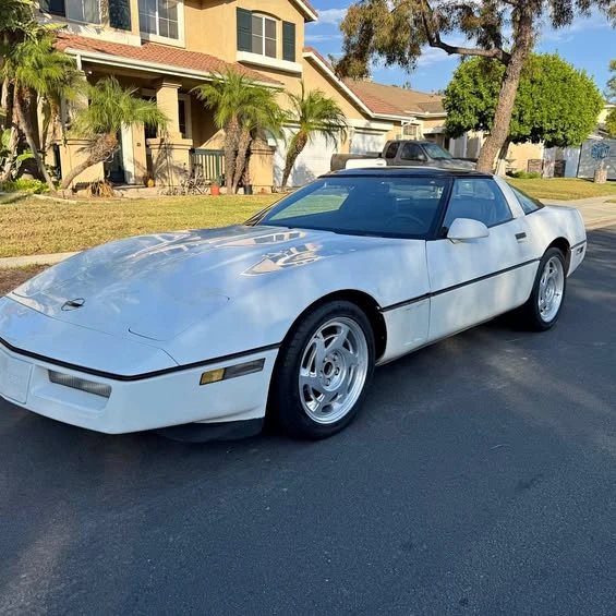 1990 Chevrolet Corvette C4 - Image 1 of 1
