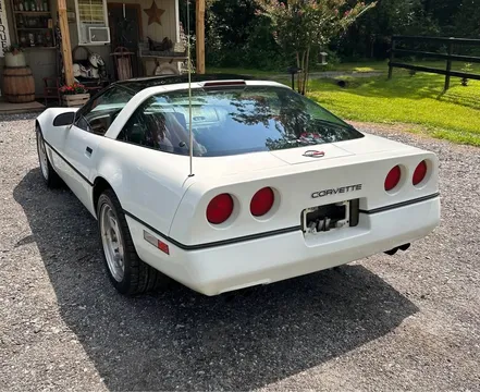 1990 Chevrolet Corvette C4 - Image 4 of 9