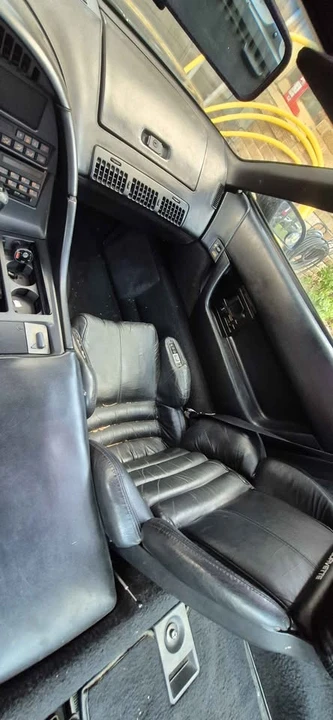 1990 Chevrolet Corvette C4 - Image 6 of 11