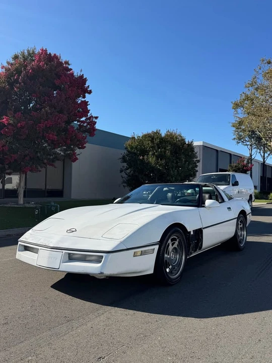 1990 Chevrolet Corvette C4 - Image 2 of 6