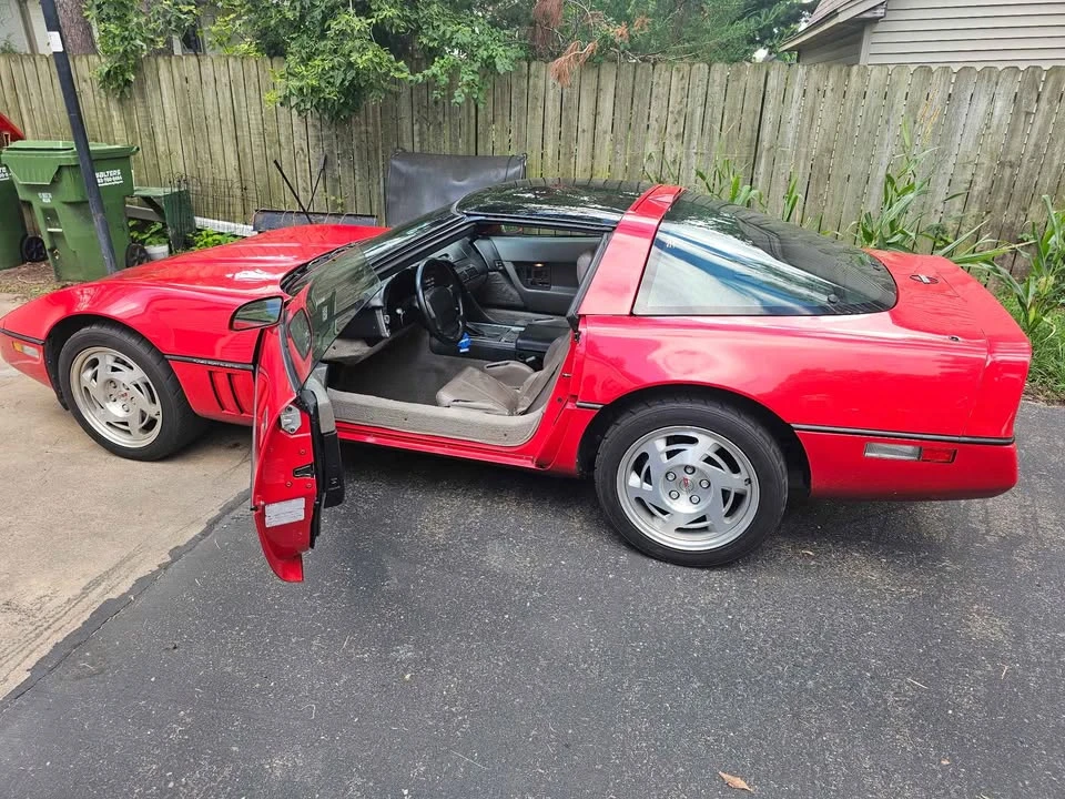 1990 Chevrolet Corvette C4 - Image 4 of 11