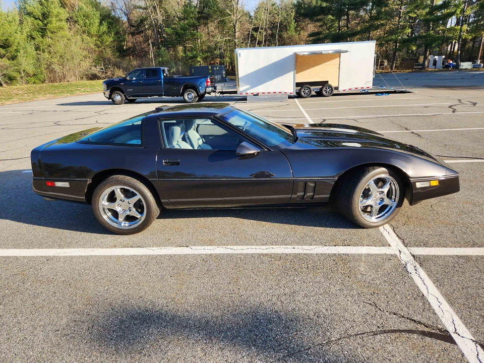 1990 Chevrolet Corvette C4 - Image 13 of 31