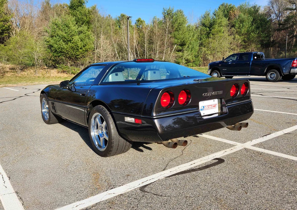 1990 Chevrolet Corvette C4 - Image 14 of 31