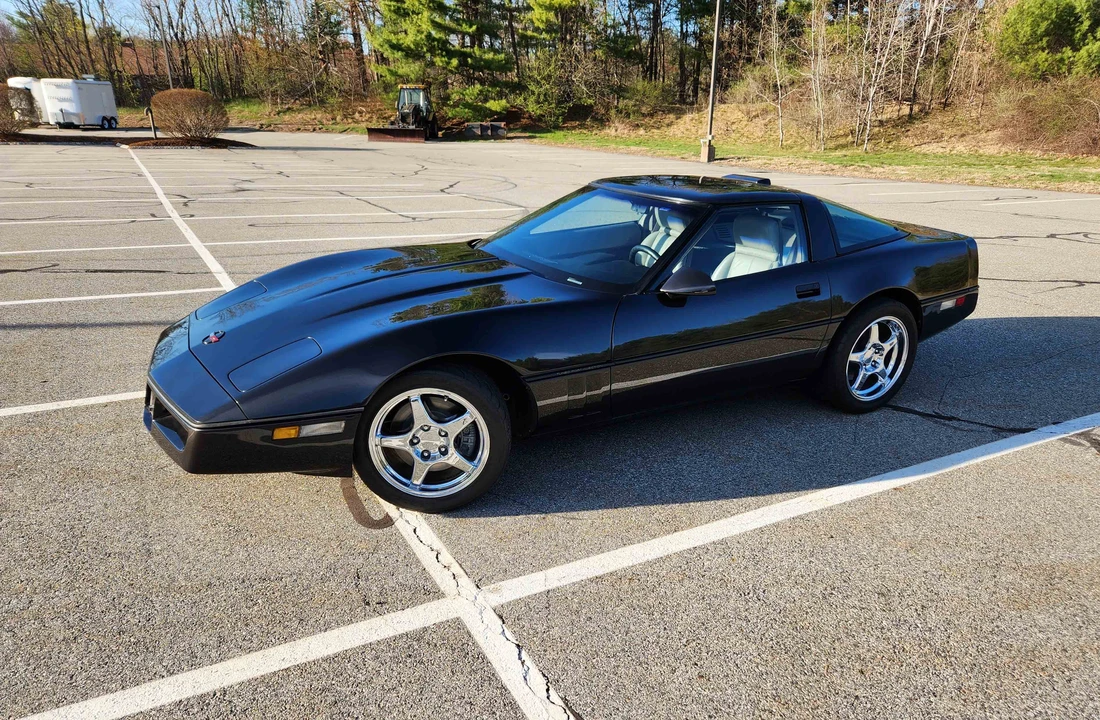 1990 Chevrolet Corvette C4 - Image 11 of 31