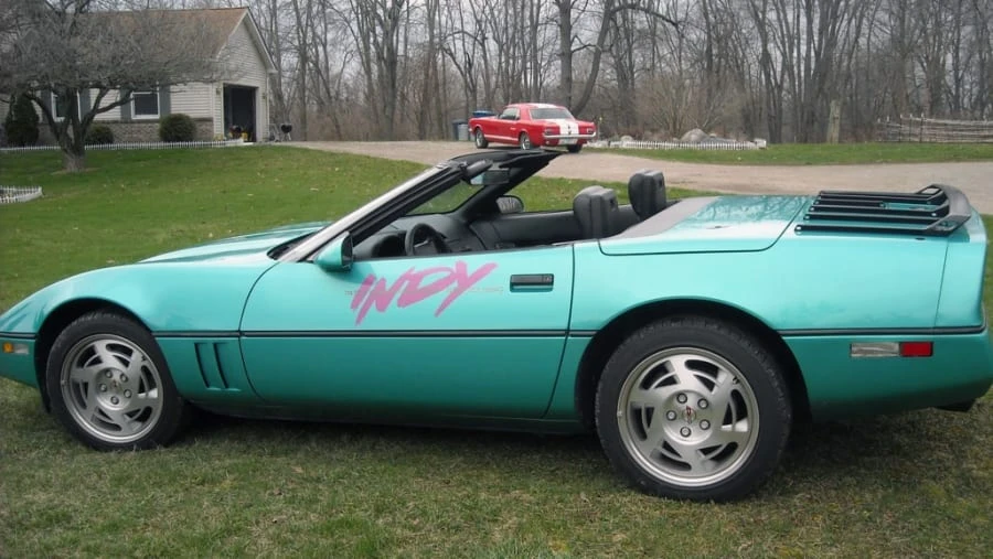 1990 Chevrolet Corvette C4 - Image 2 of 11