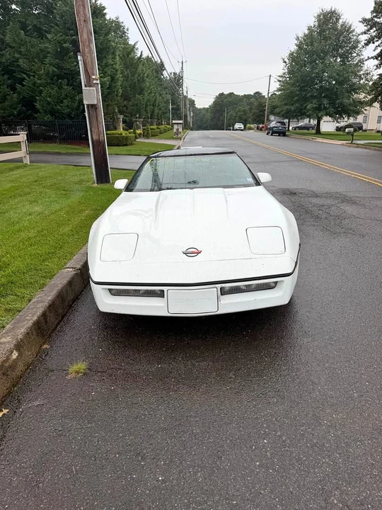 1990 Chevrolet Corvette C4 - Image 1 of 12