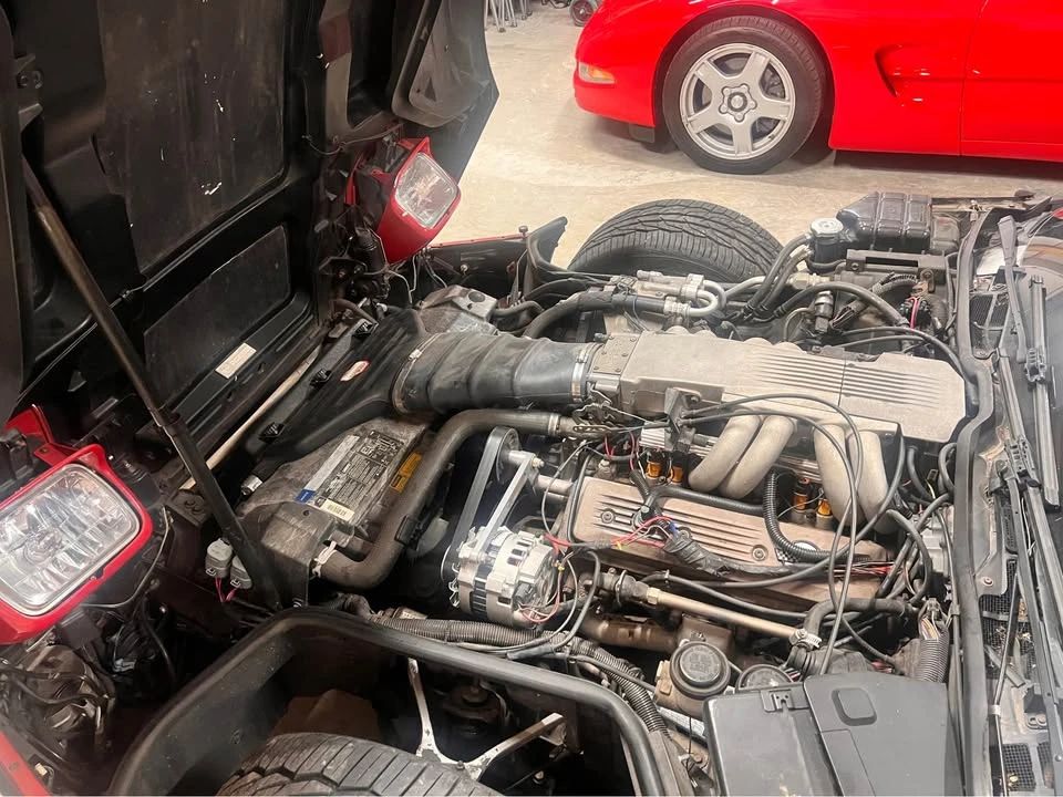 1990 Chevrolet Corvette C4 - Image 18 of 21
