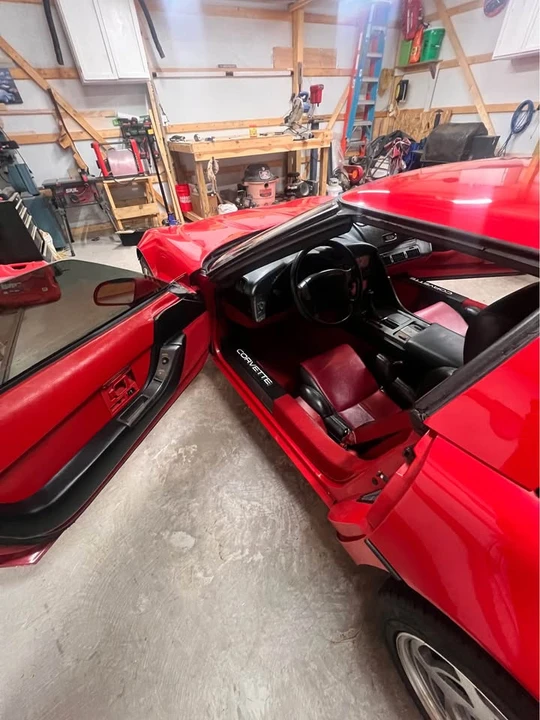 1990 Chevrolet Corvette C4 - Image 15 of 21