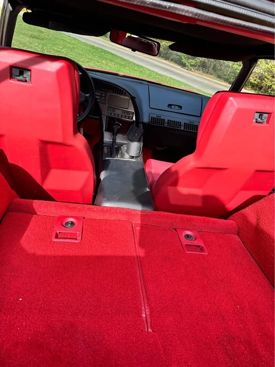 1990 Chevrolet Corvette C4 - Image 14 of 17
