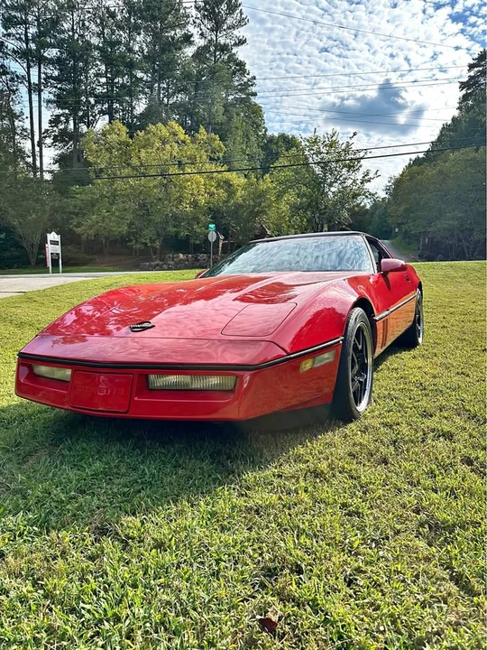 1990 Chevrolet Corvette C4 - Image 1 of 17