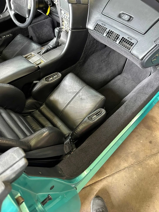 1990 Chevrolet Corvette C4 - Image 11 of 14
