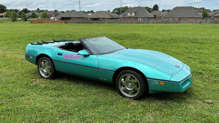 1990 Chevrolet Corvette C4 - Image 6 of 14