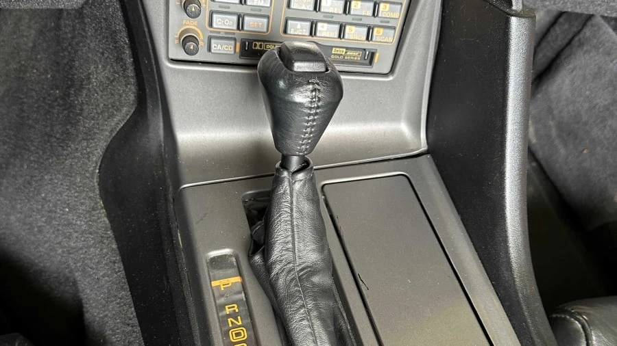 1990 Chevrolet Corvette C4 - Image 13 of 14