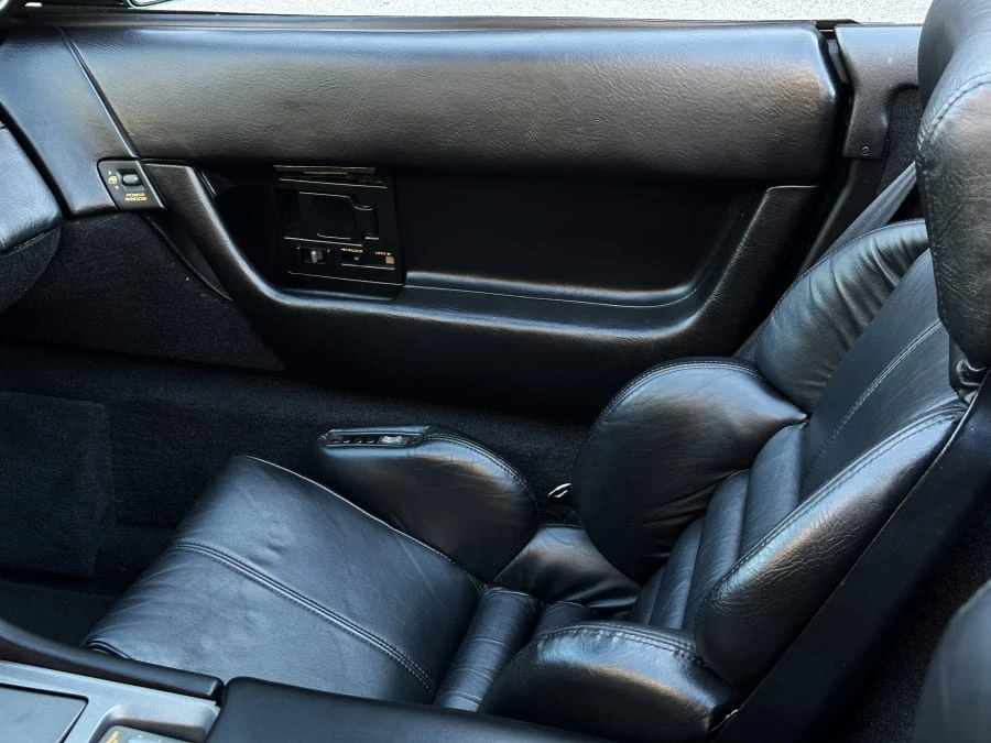 1990 Chevrolet Corvette C4 - Image 30 of 31