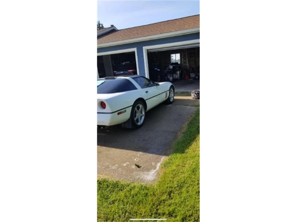 1990 Chevrolet Corvette C4 - Image 5 of 6