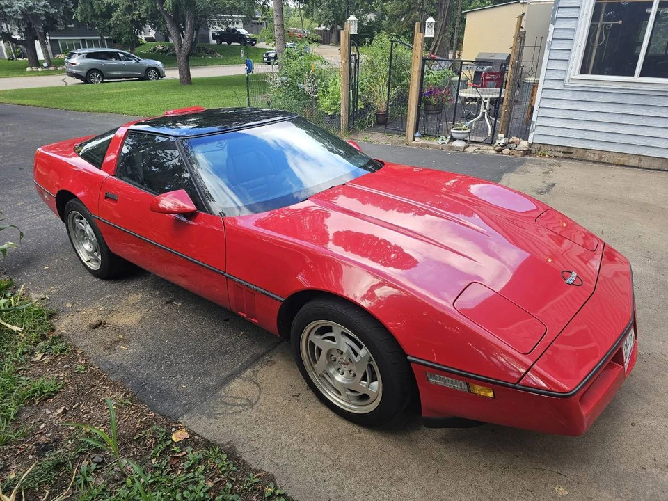1990 Chevrolet Corvette C4 - Image 4 of 15